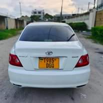 A picture of Toyota Mark X Call0678682698 Price milon 8 Reg DG Y