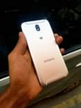 A picture of Samsung J7 17