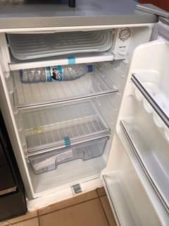 A picture of Single door fridge 550k 0704297488