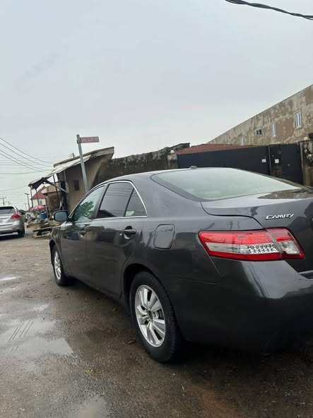 A picture of 2010 TOYOTA CAMRY VENZA