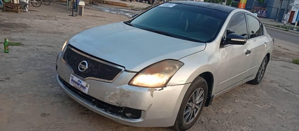 A picture of 2010 Nissan Altima