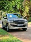 A picture of TOYOTA LANDCRUISER V8 DIESEL ENGINE In Avery good condition