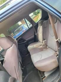 A picture of Toyota RAV4 2008
