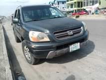 A picture of Honda pilot