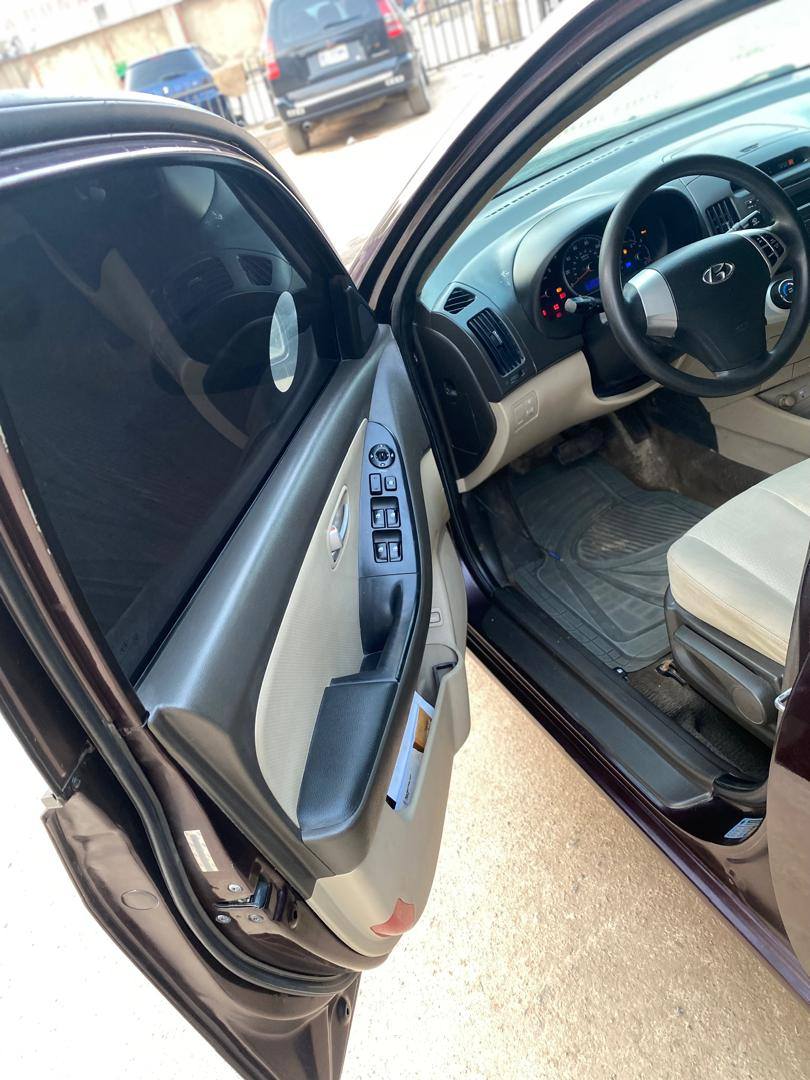 A picture of Neatly used Hyundai elantra