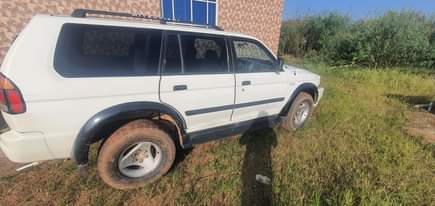 A picture of Mistibushi montero sport