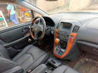 A picture of Rx 300 Tok standard Some part painted on first body