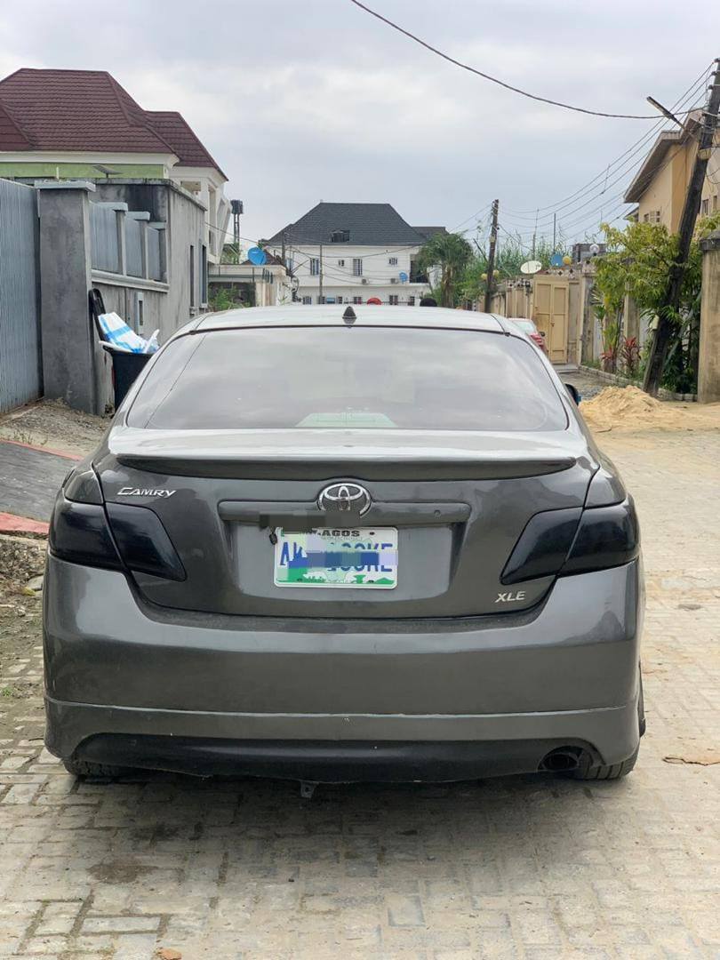 A picture of TOYOTA CAMRY 2008
