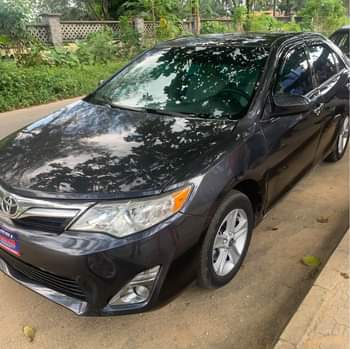 A picture of Toyota Camry 013 014