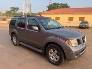 A picture of Nissan Pathfinder