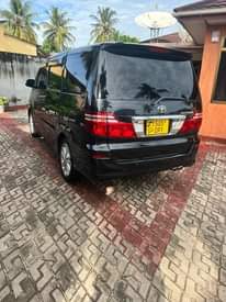 A picture of Toyota Alphard