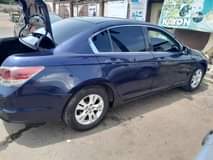 A picture of Honda Accord 08