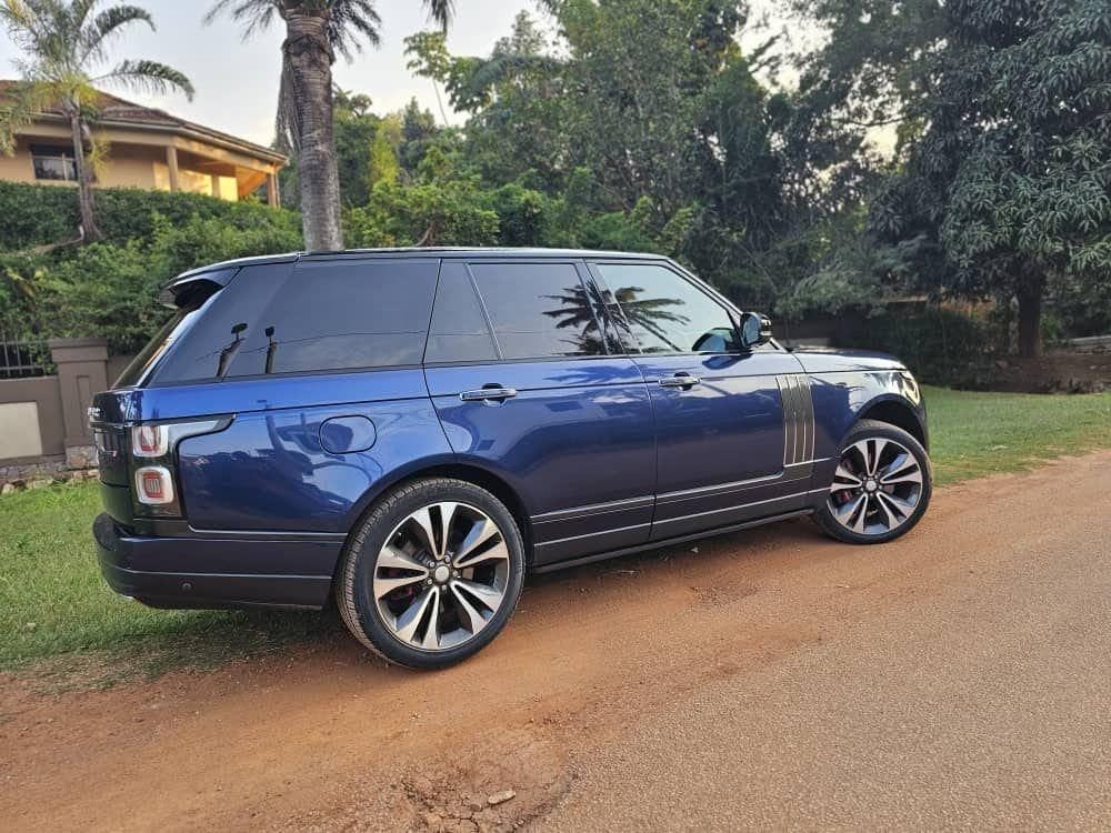 A picture of Range Rover auto biography 0700327795