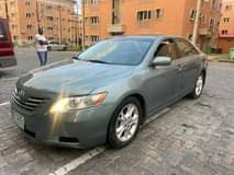 A picture of This is Camry 2010 model pure first body front bumper
