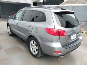 A picture of Very Clean And Sound Hyundai Santafe 2007 Model Firstbody paint