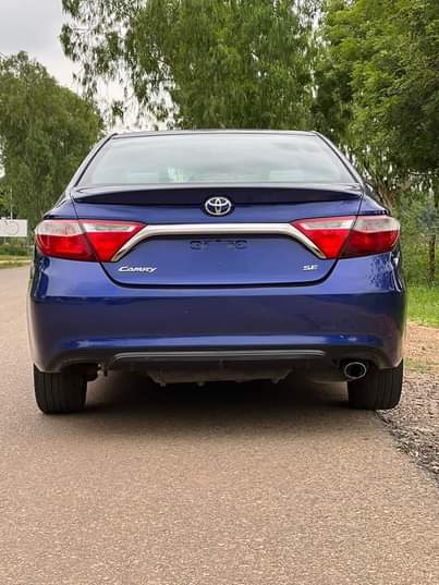 A picture of EXTREMELY CLEAN TOKS STANDARD TOYOTA CAMRY SE 2016