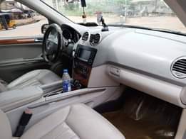 A picture of 2008 model ml350 Toks Equivalent Everything is intact Engine is