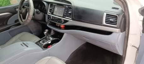 A picture of 2016 highlander upgraded to 2020 slightly used not registered thumb