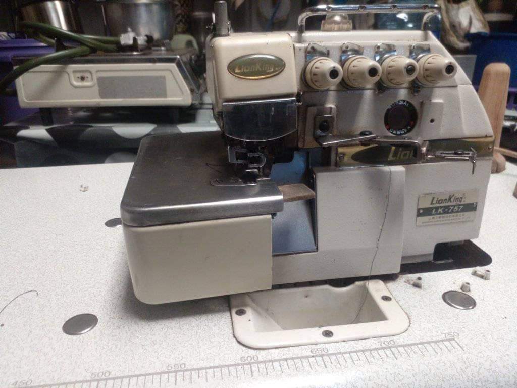 A picture of Overlocking sewing machine
