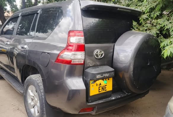 A picture of 0718998880 Prado 150 Milion 40tsh Diesel 5L Manual gear Seats