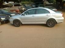 A picture of Awoof Toyota avensis for sale