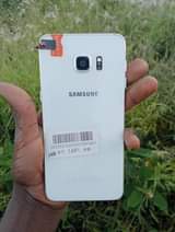 A picture of Samsung s6 edge plus gb32 ram4