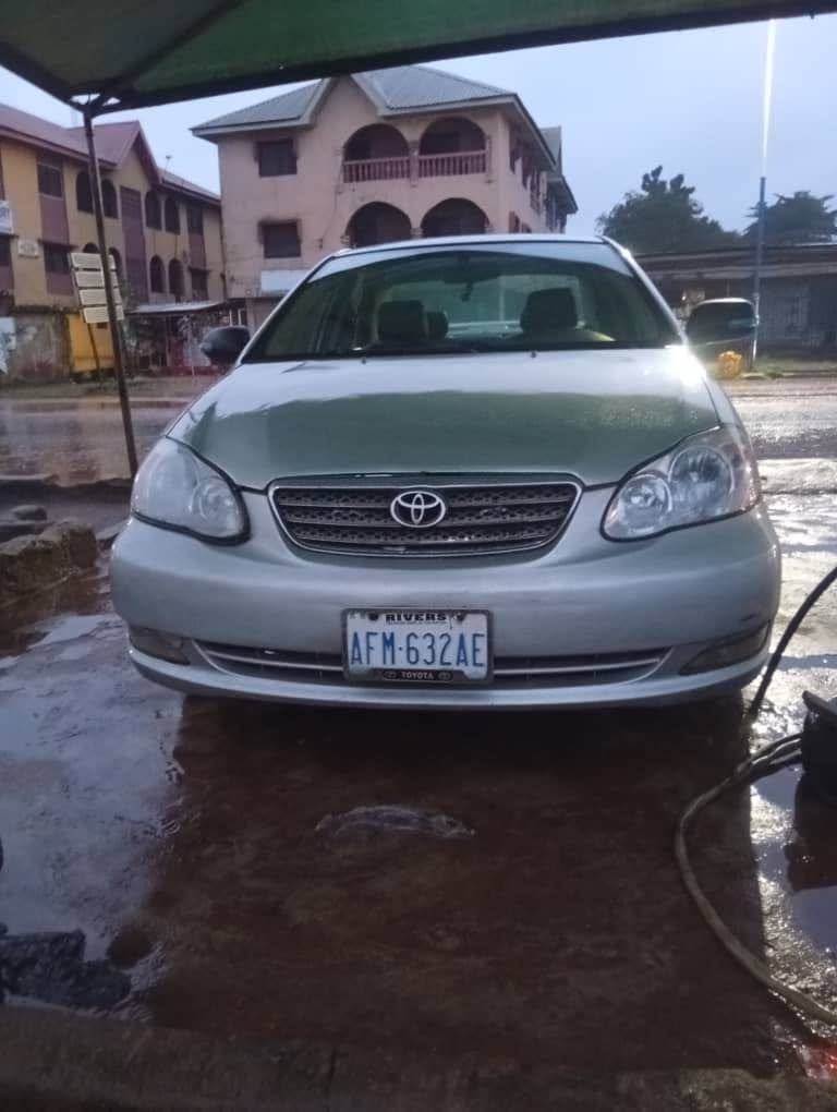 A picture of Toyota Corolla 2004