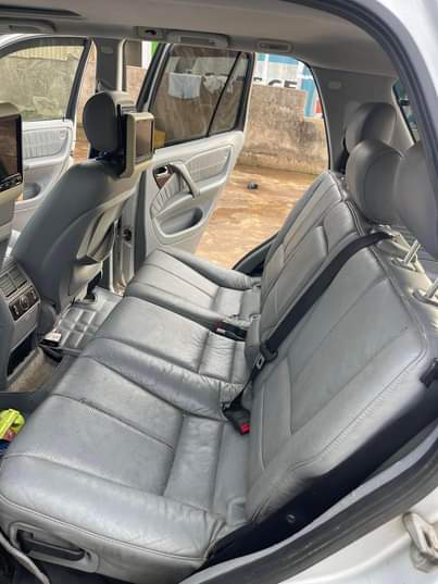 A picture of 2002 Mercedes Benz Ml
