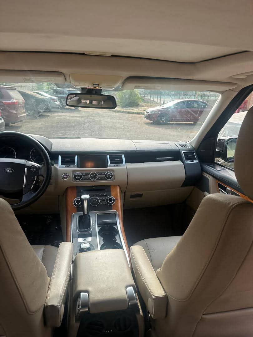 A picture of Range Rover 2011