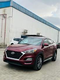 A picture of Tucson 2019 limited hitrac