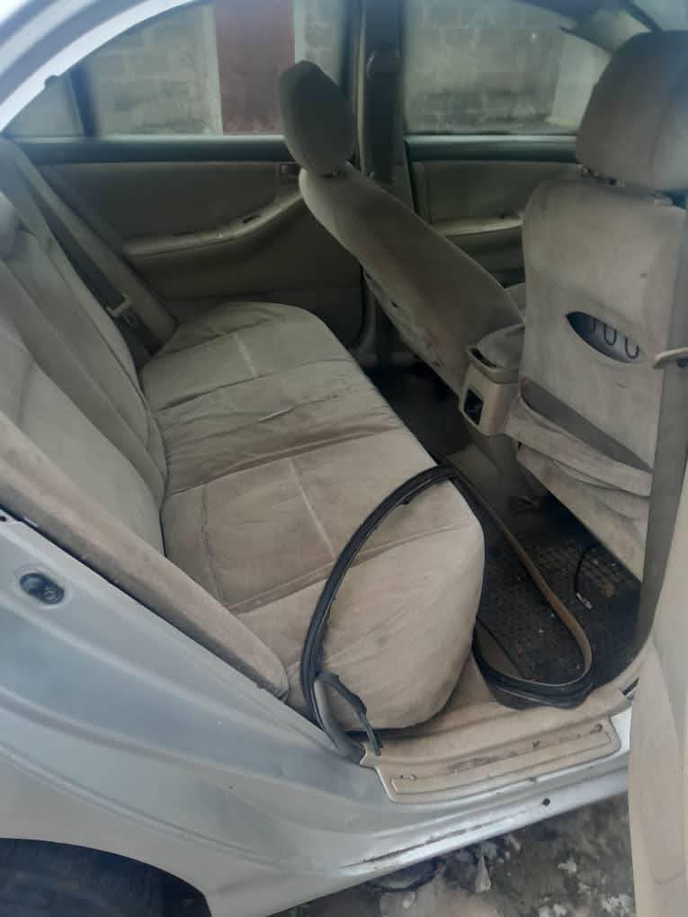 A picture of 2005 Toyota corolla