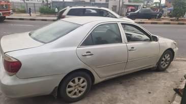 A picture of Toyota Camry 2004