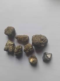 A picture of Precious stones gold rubis ametist