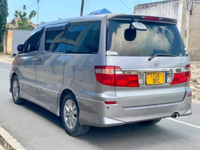 A picture of TOYOTA ALPHARD