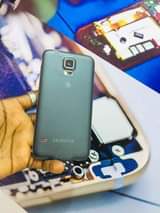 A picture of Samsung Galaxy s5 neat and clean