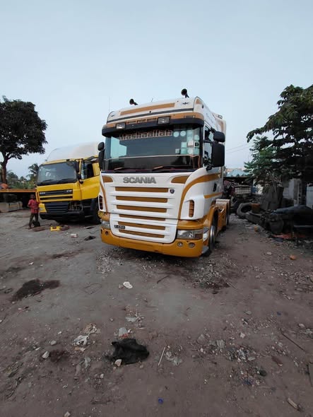 A picture of SCANIA HORSE R420