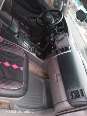 A picture of Highest grade Toyota 4Runner 04 05 model everything is intact