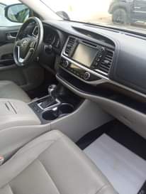 A picture of Toks Toyota Highlander limited AWD