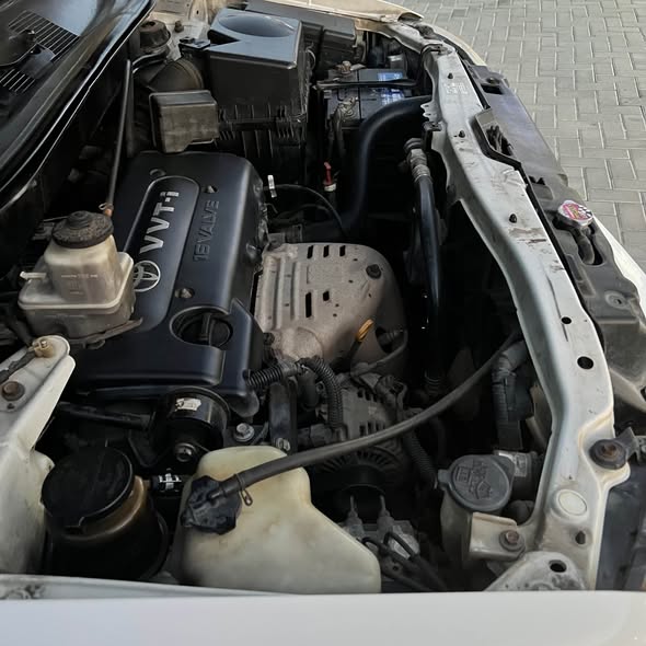 A picture of Toyota harrier old on sale price 14 8M0753322015