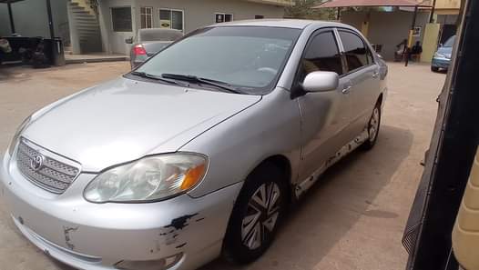 A picture of Another Awoof 2005 Toyota Corolla engine gear and ac working
