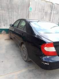A picture of 2004 Toyota Camry Le
