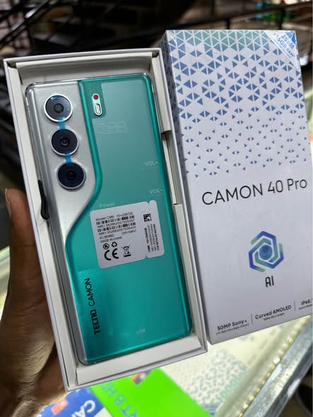 A picture of Quick sale camon 40pro at 480 000 call on 0753430863