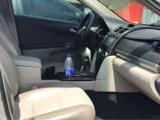 A picture of Toyota Camry 2012