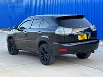 A picture of Toyota Harrier DVG