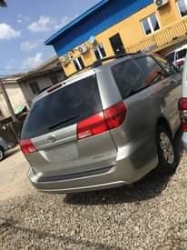 A picture of Foreign used 2006 Toyota Sienna XLE
