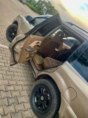 A picture of 2005 Honda pilot