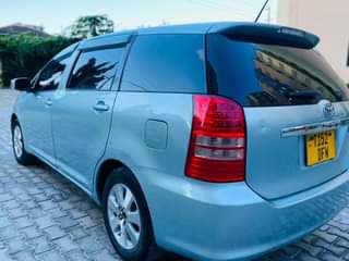 A picture of TOYOTA WISH