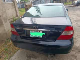A picture of TOYOTA CAMRY