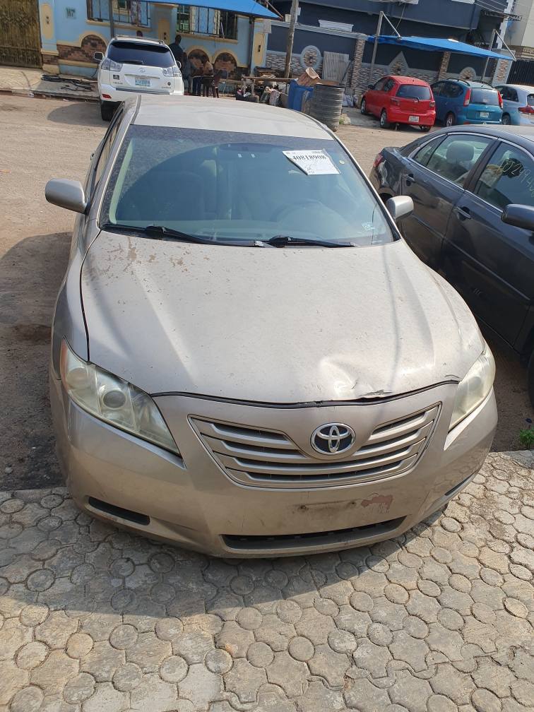 A picture of GOOD DEAL FOREIGN USED 2008 TOYOTA CAMRY MUSCLE