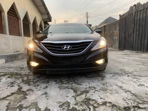 A picture of KEYLESS 2013 HYUNDAI SONATA PRICE IS 6 5 million Naria